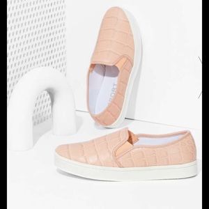 NEW never worn pink leather shoes